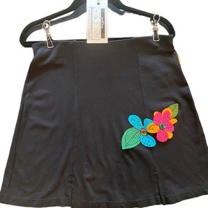 MAMATAYOE  Black Skirt with Flower Applique / Size Small